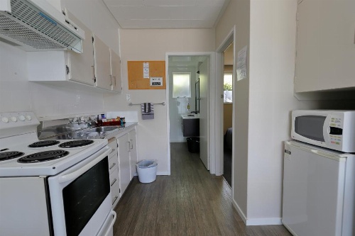 Aden Motel image 11