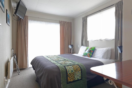 Aden Motel image 29